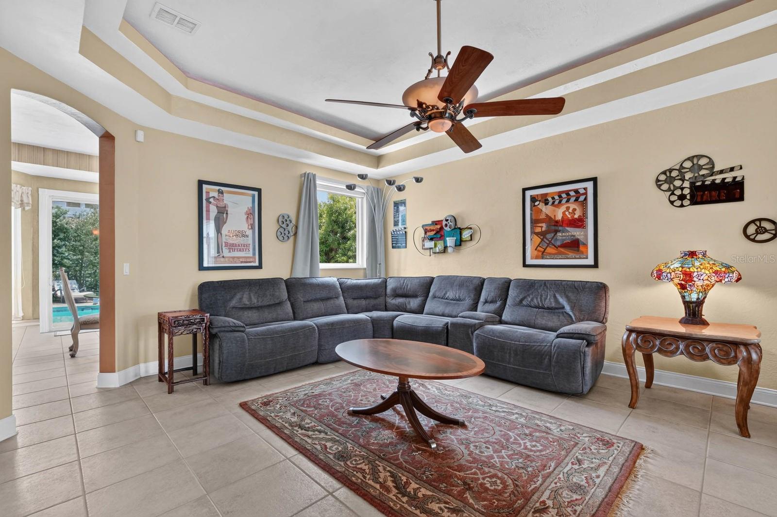 RIVER VIEW POINT - Residential