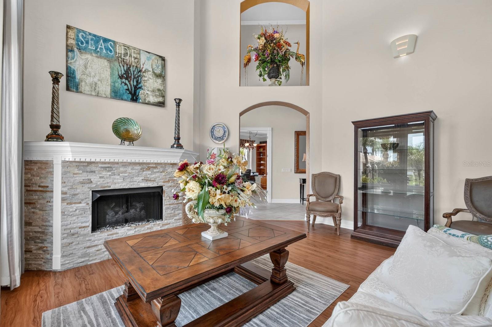 RIVER VIEW POINT - Residential