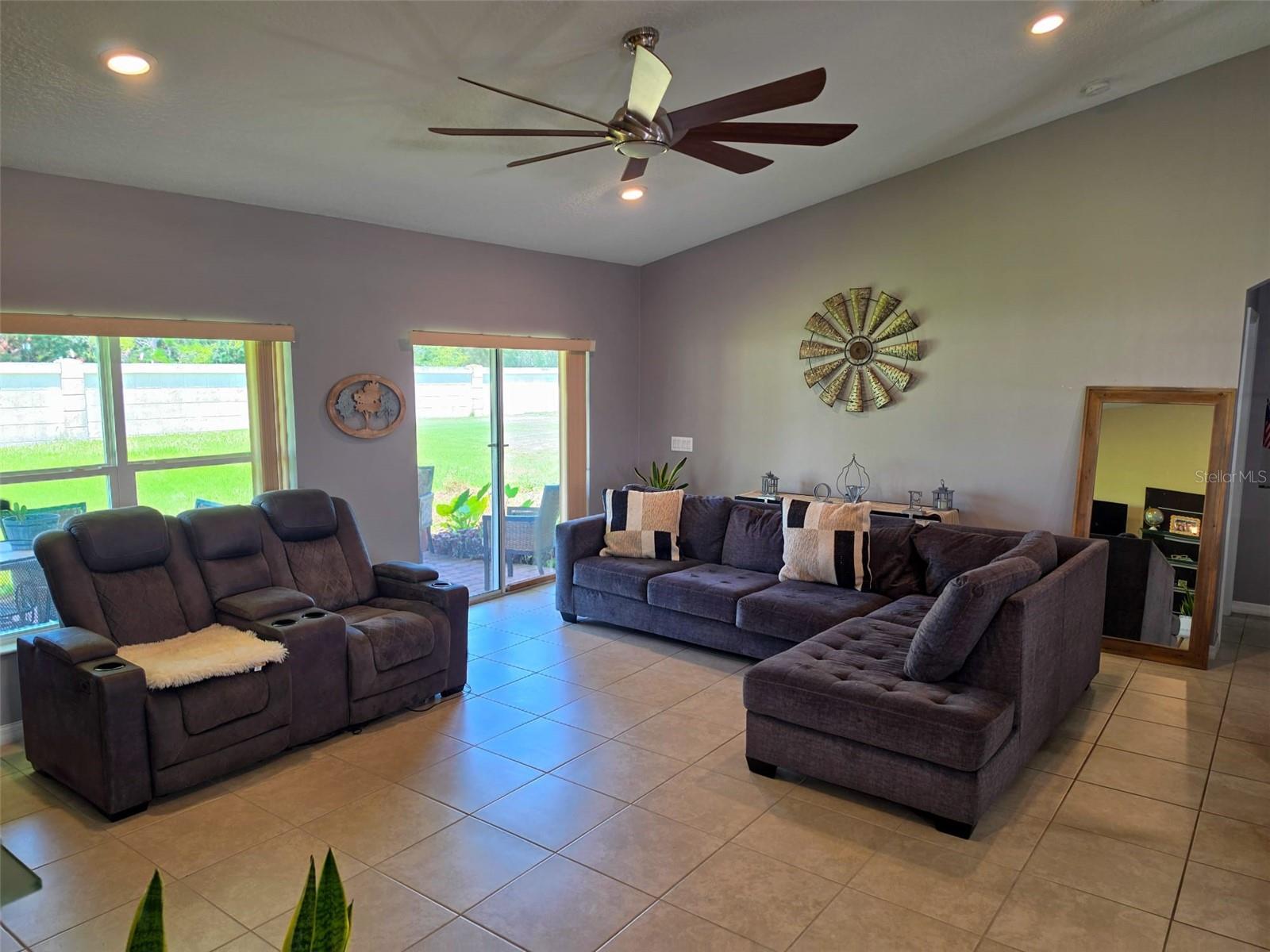 BELLALAGO PH 7L - Residential