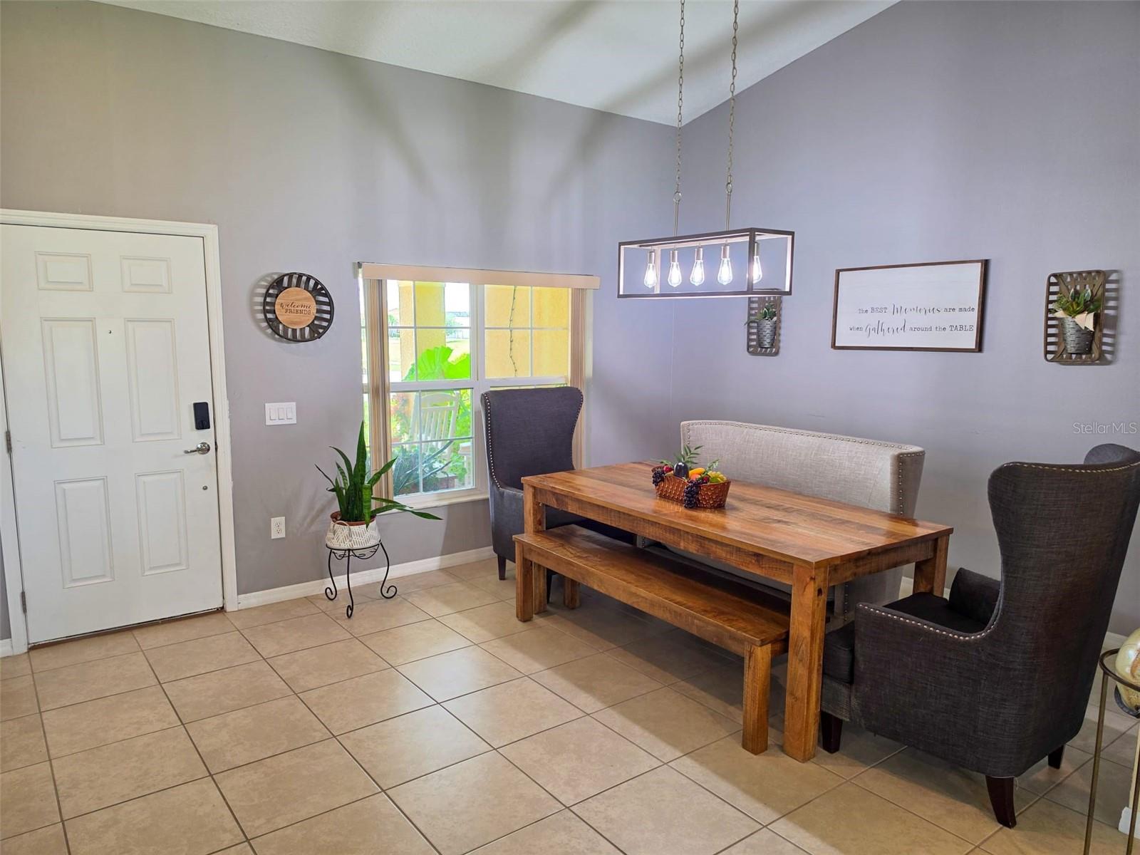 BELLALAGO PH 7L - Residential