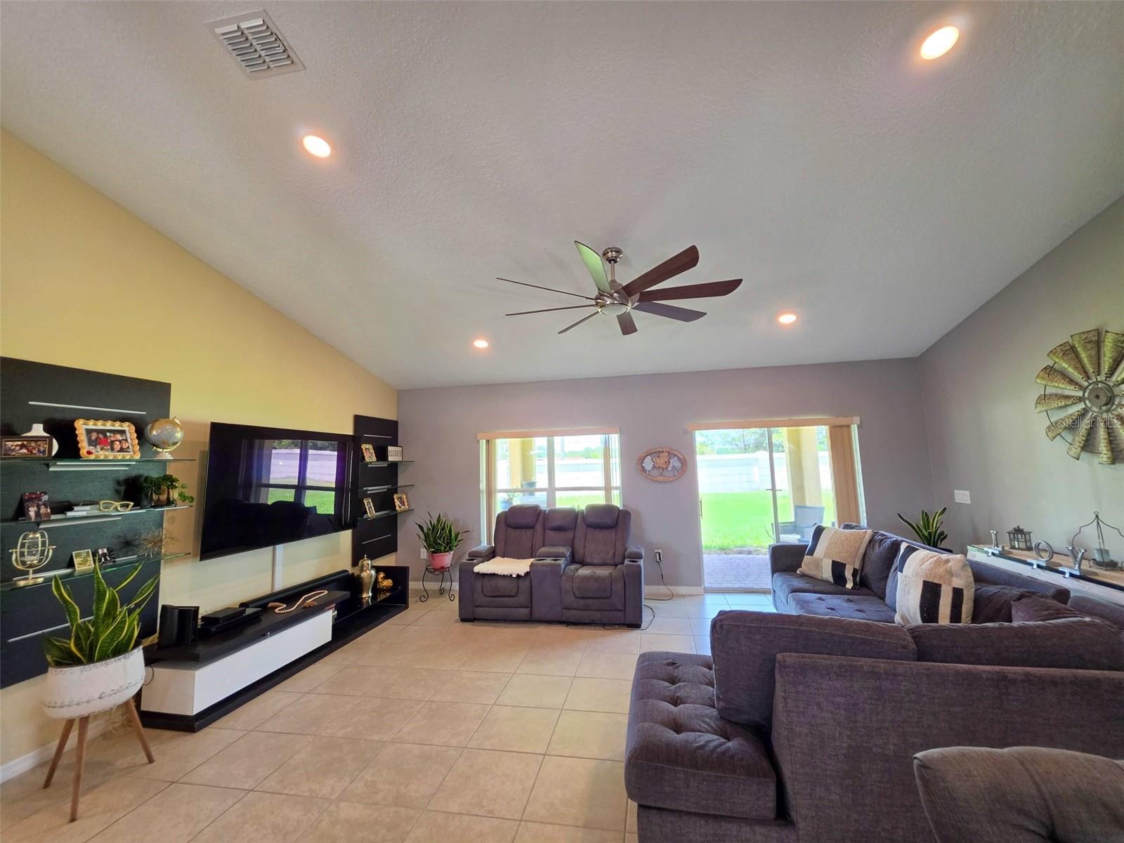 BELLALAGO PH 7L - Residential