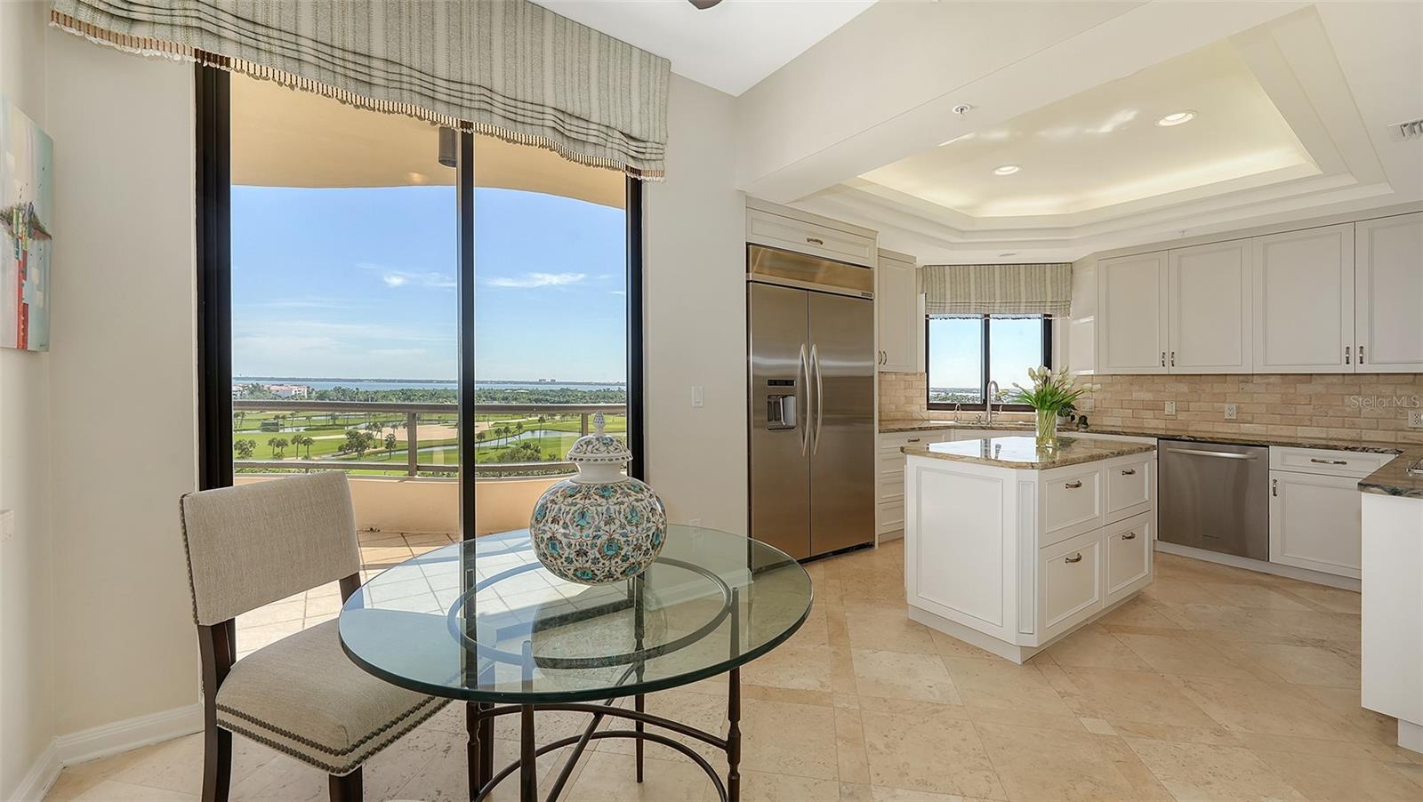 L AMBIANCE AT LONGBOAT KEY CLUB PH 02 - Residential