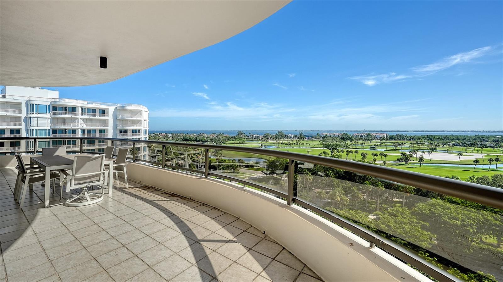 L AMBIANCE AT LONGBOAT KEY CLUB PH 02 - Residential