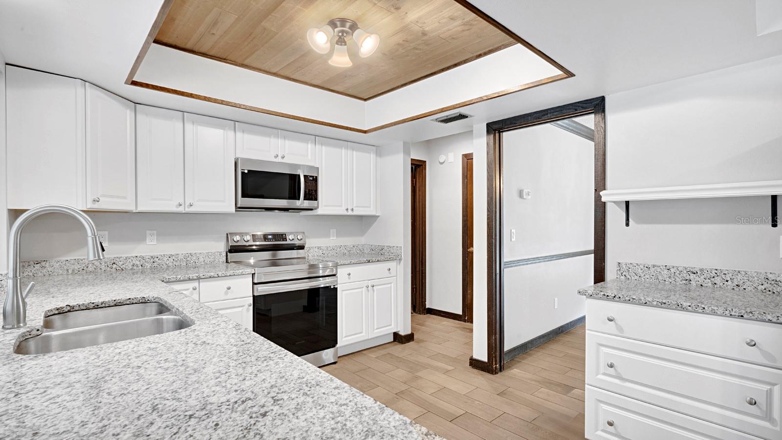 SWEETWATER OAKS SEC 08 - Residential