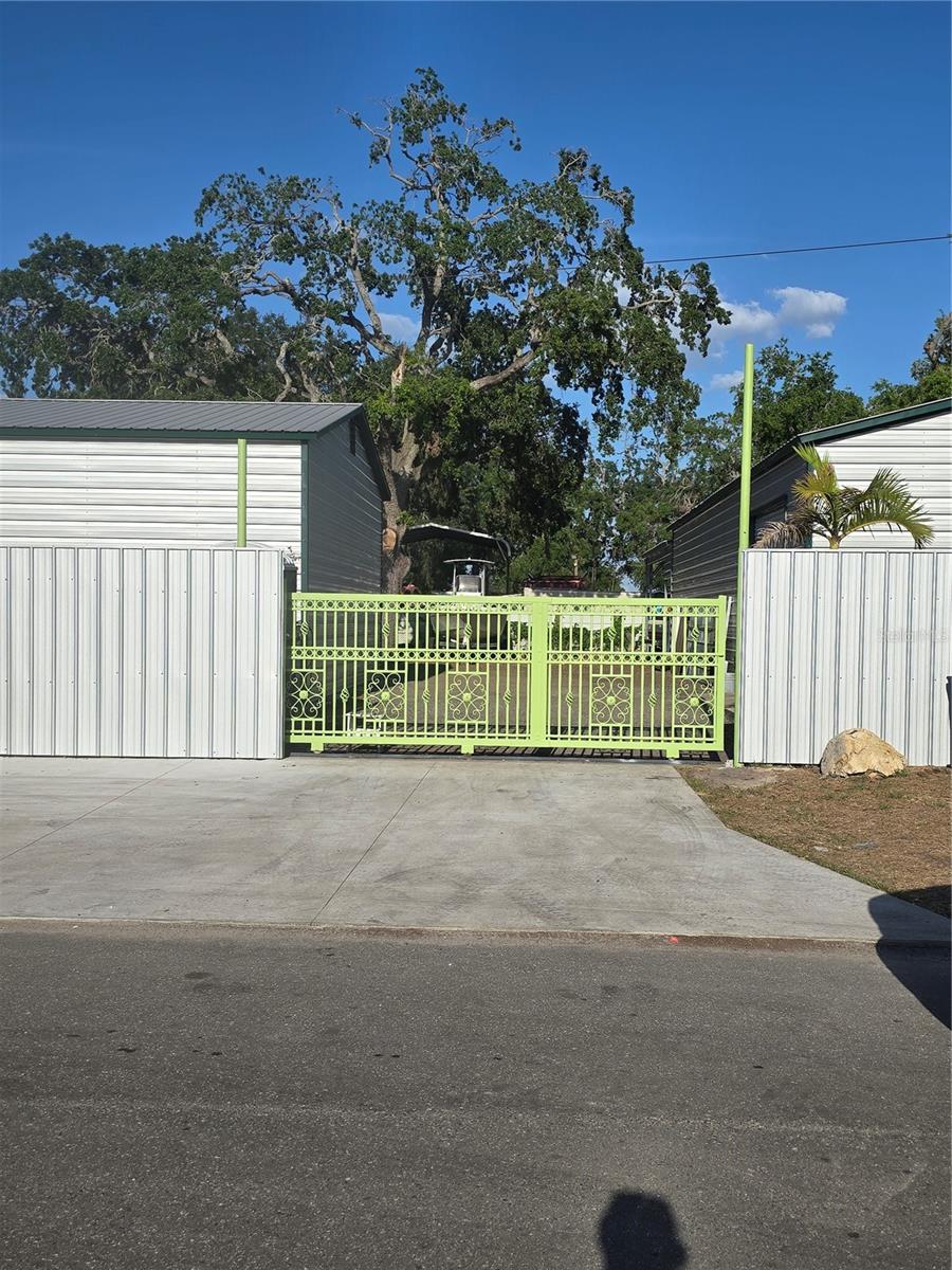 BARRYS SUB - Residential