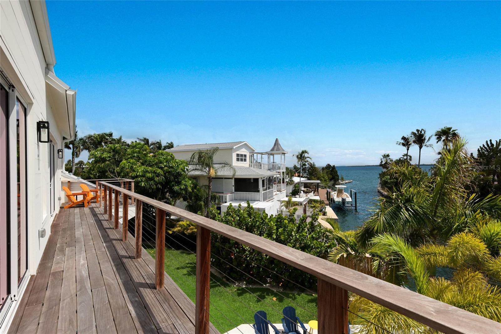 HOLMES BEACH 16TH UNIT - Residential