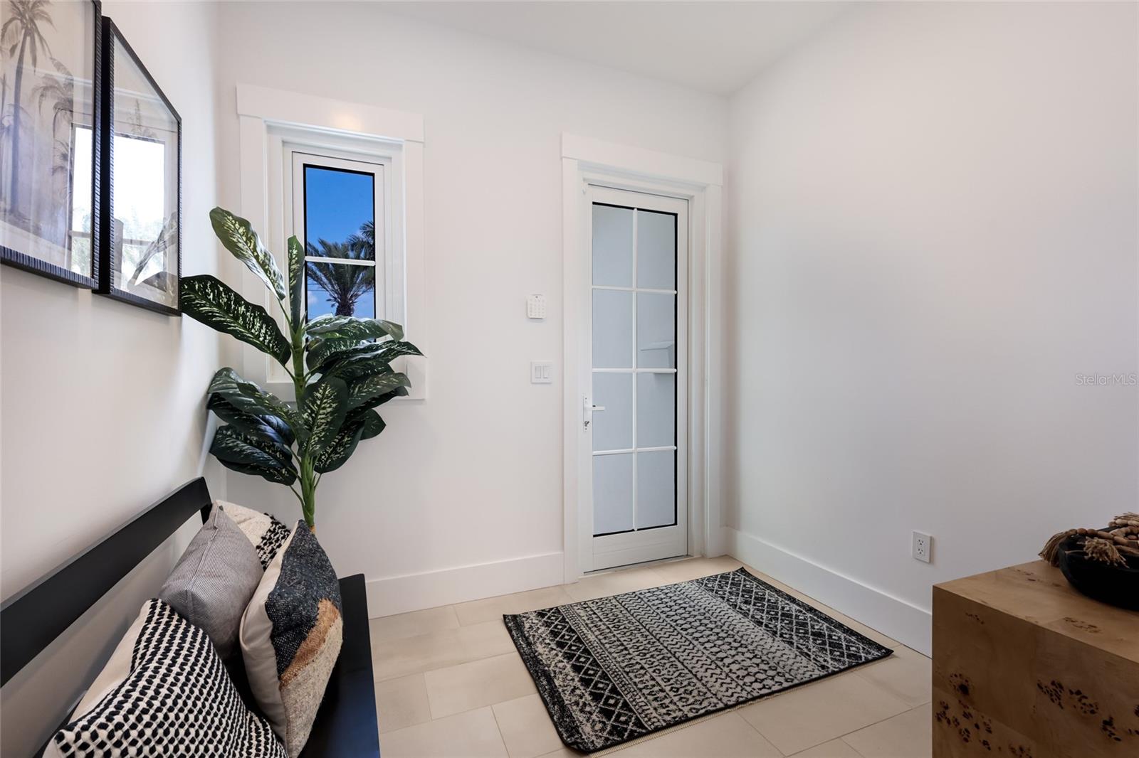 HOLMES BEACH 16TH UNIT - Residential