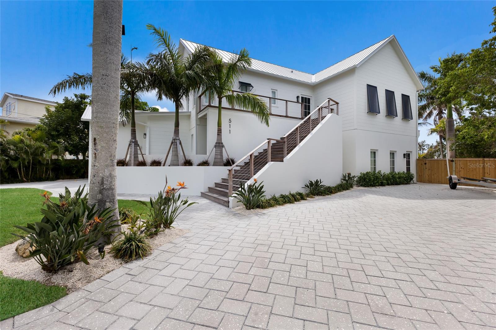 HOLMES BEACH 16TH UNIT - Residential