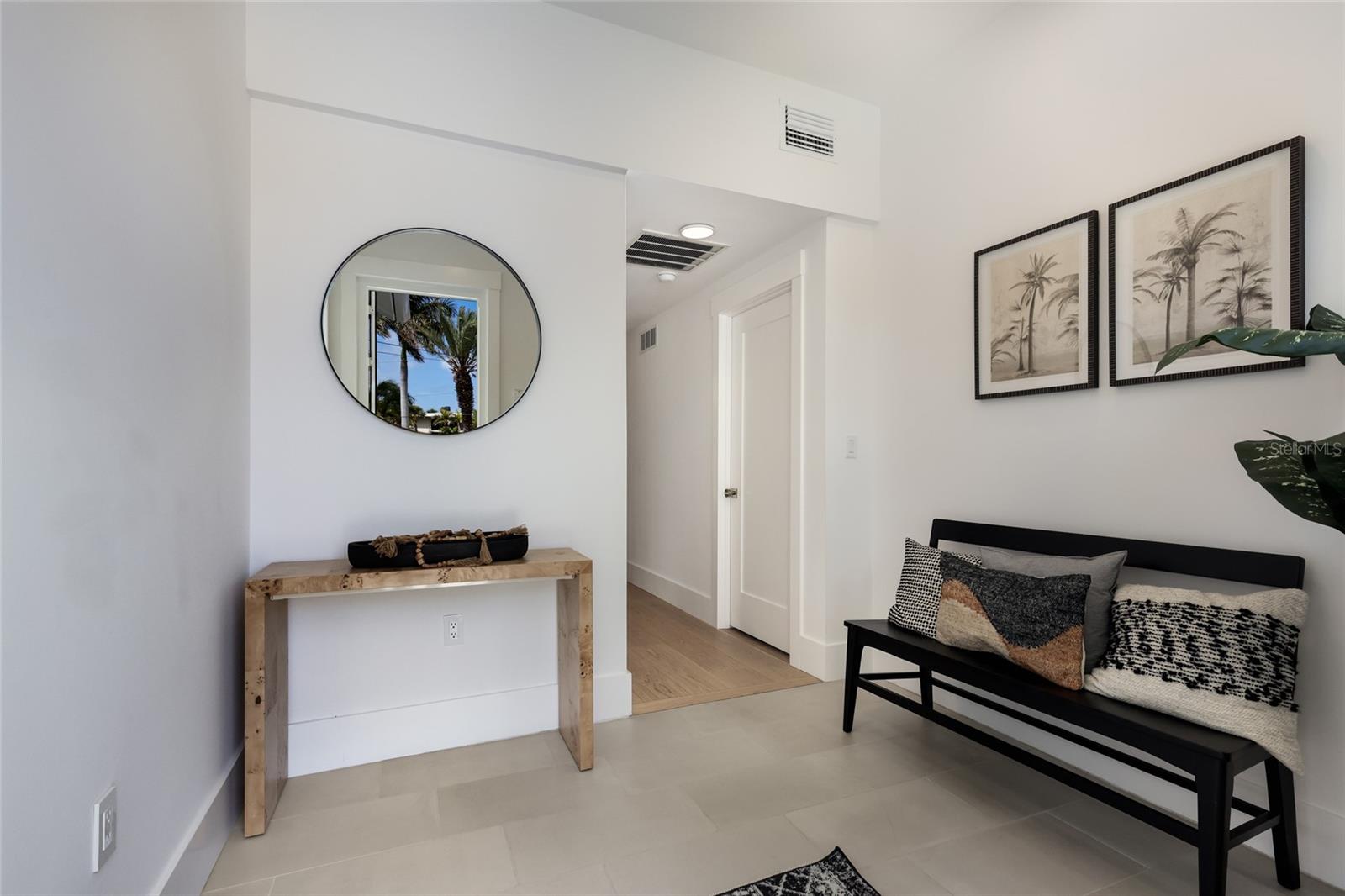 HOLMES BEACH 16TH UNIT - Residential