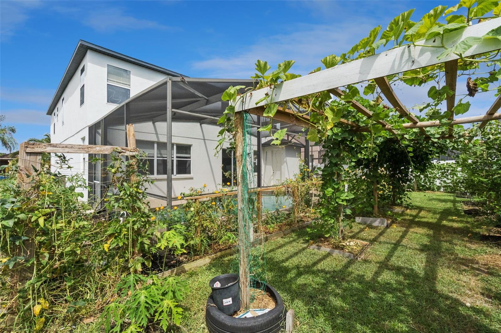 SOMERSET - Residential
