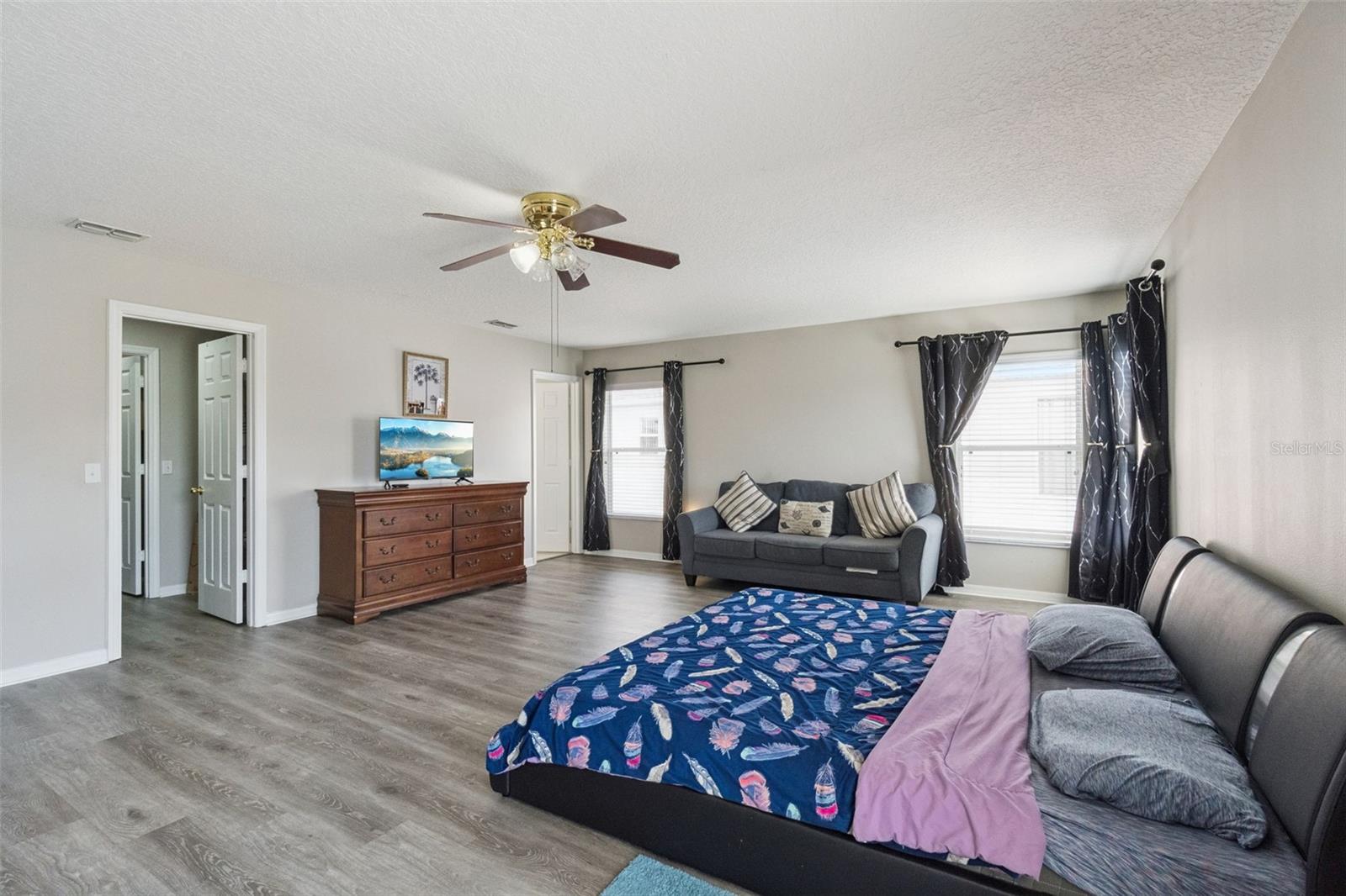 SOMERSET - Residential