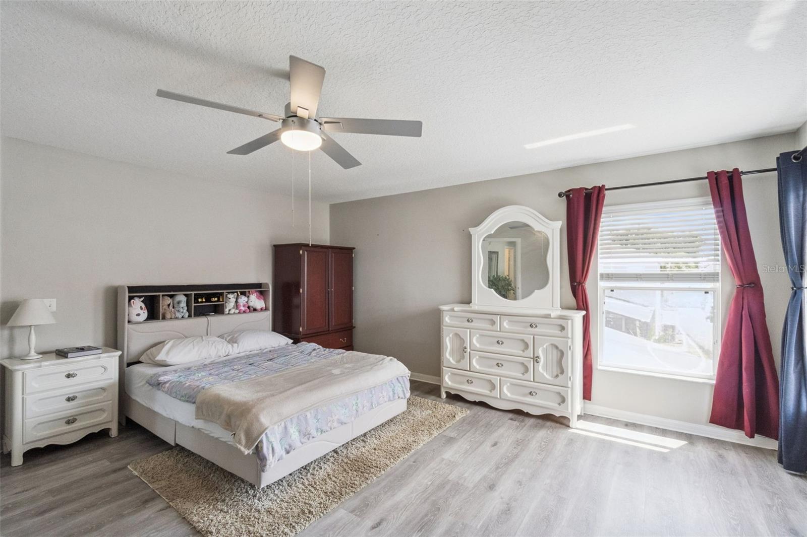 SOMERSET - Residential