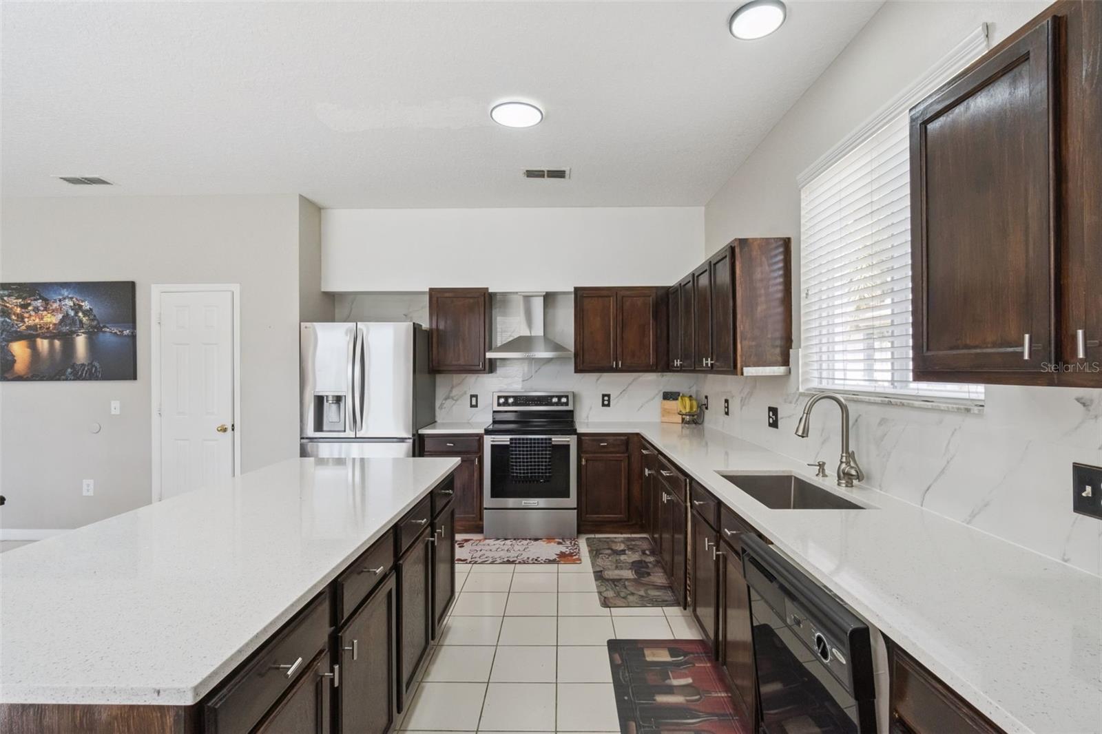 SOMERSET - Residential