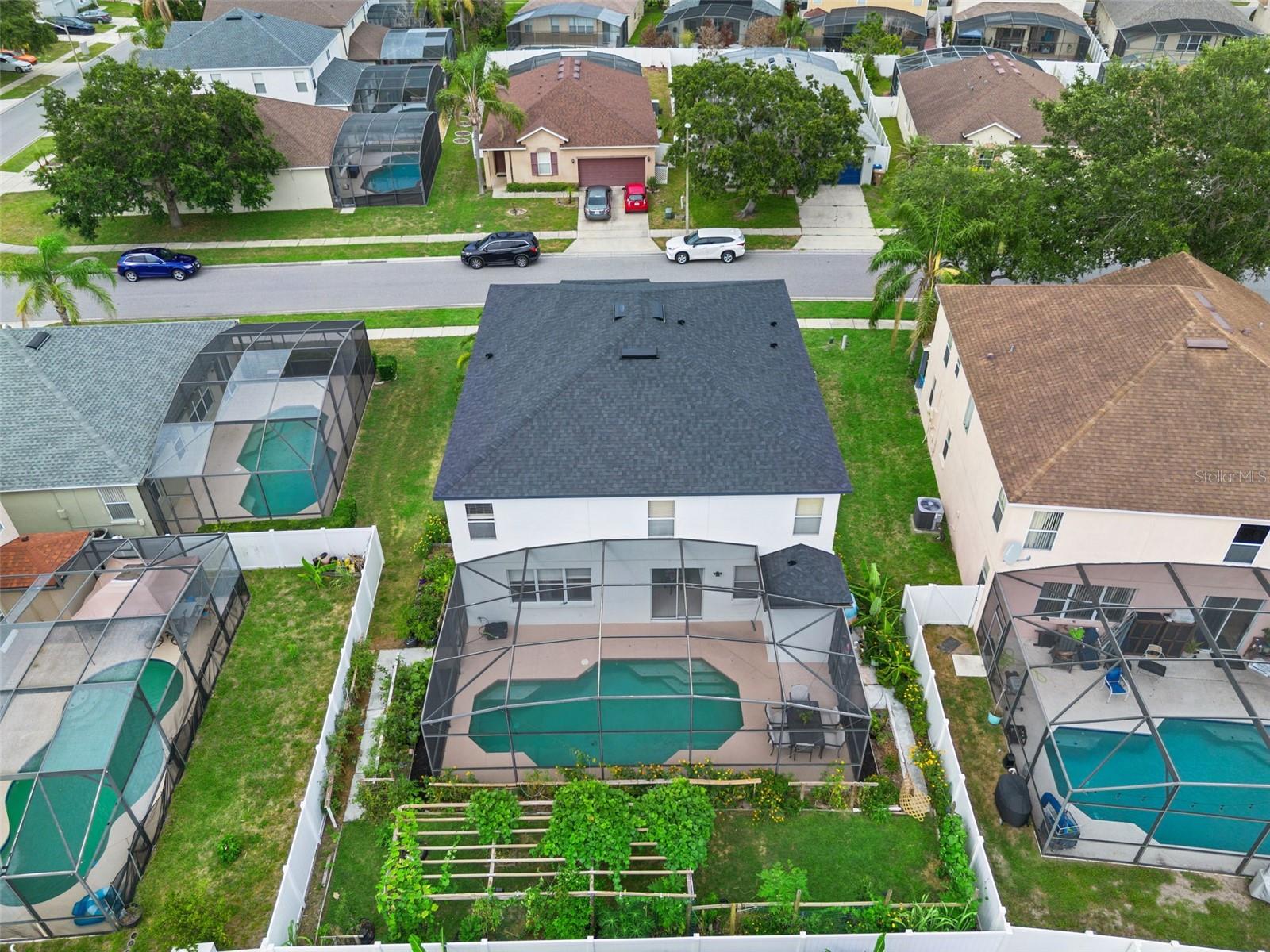 SOMERSET - Residential
