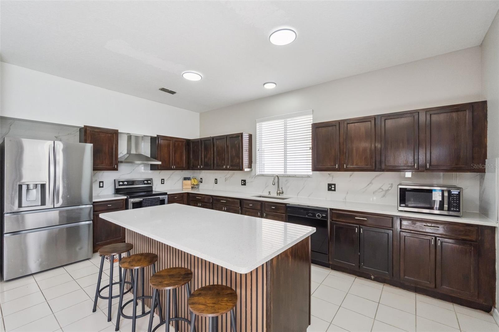 SOMERSET - Residential