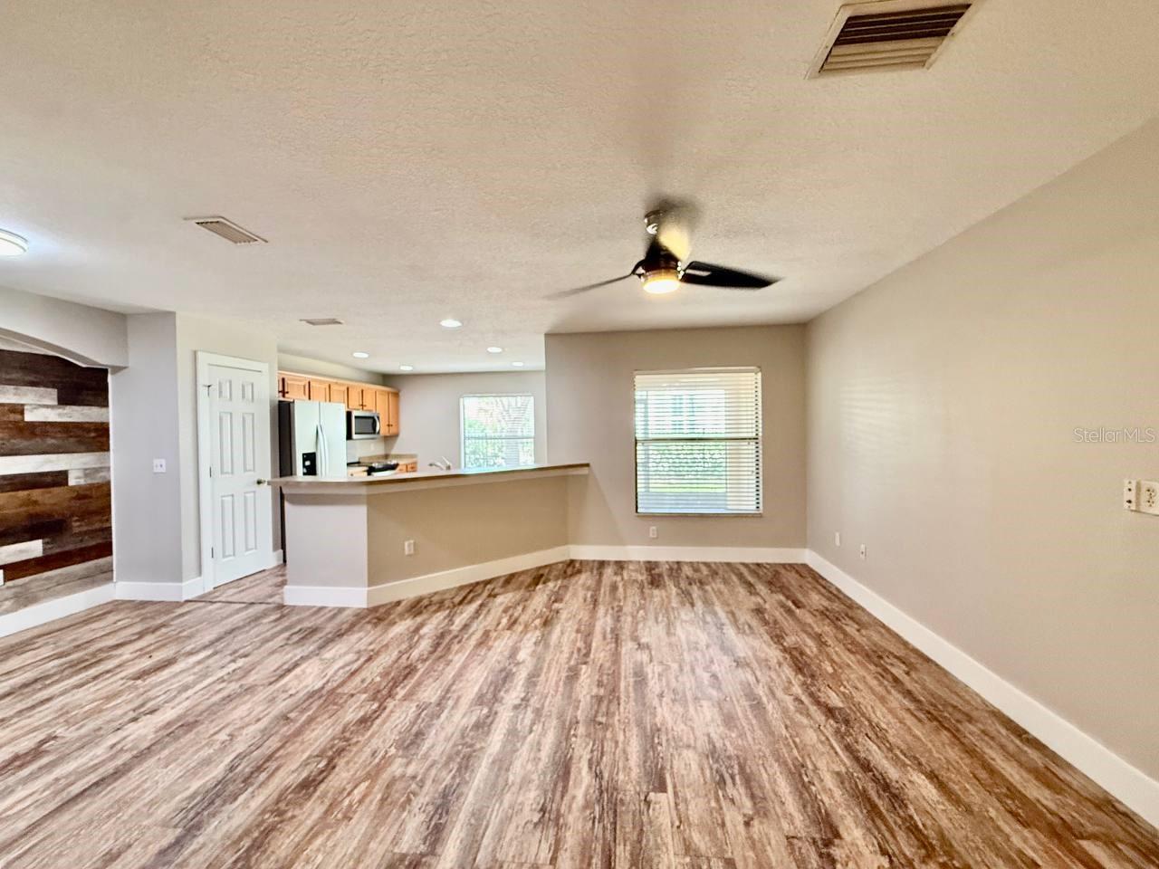 EDGEWATER AT LAKE BRANDON - Residential Lease