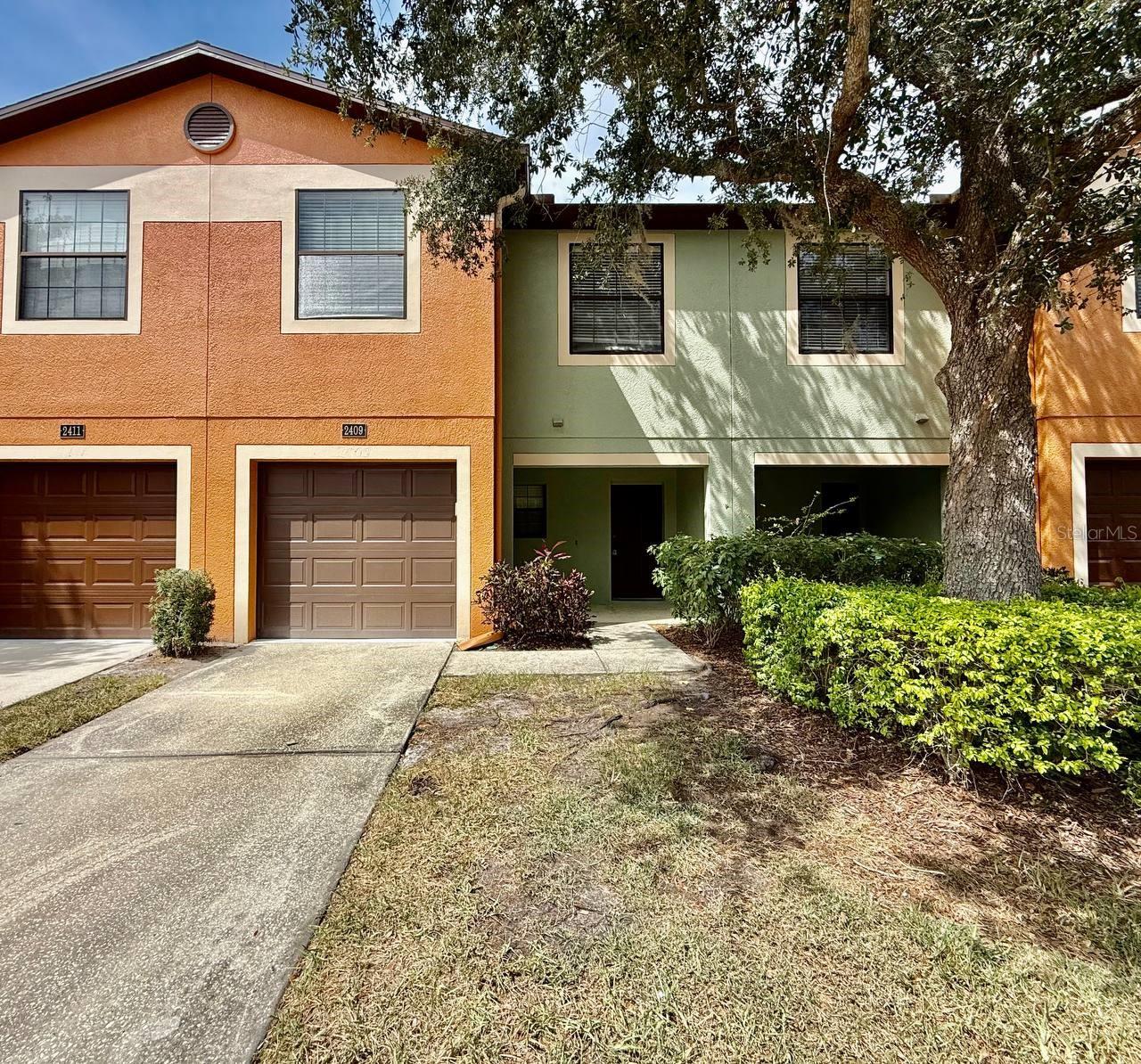 EDGEWATER AT LAKE BRANDON - Residential Lease