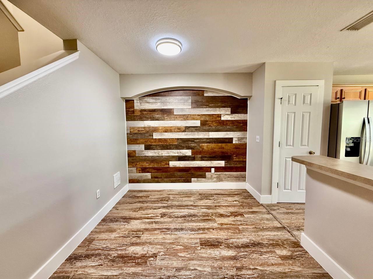 EDGEWATER AT LAKE BRANDON - Residential Lease