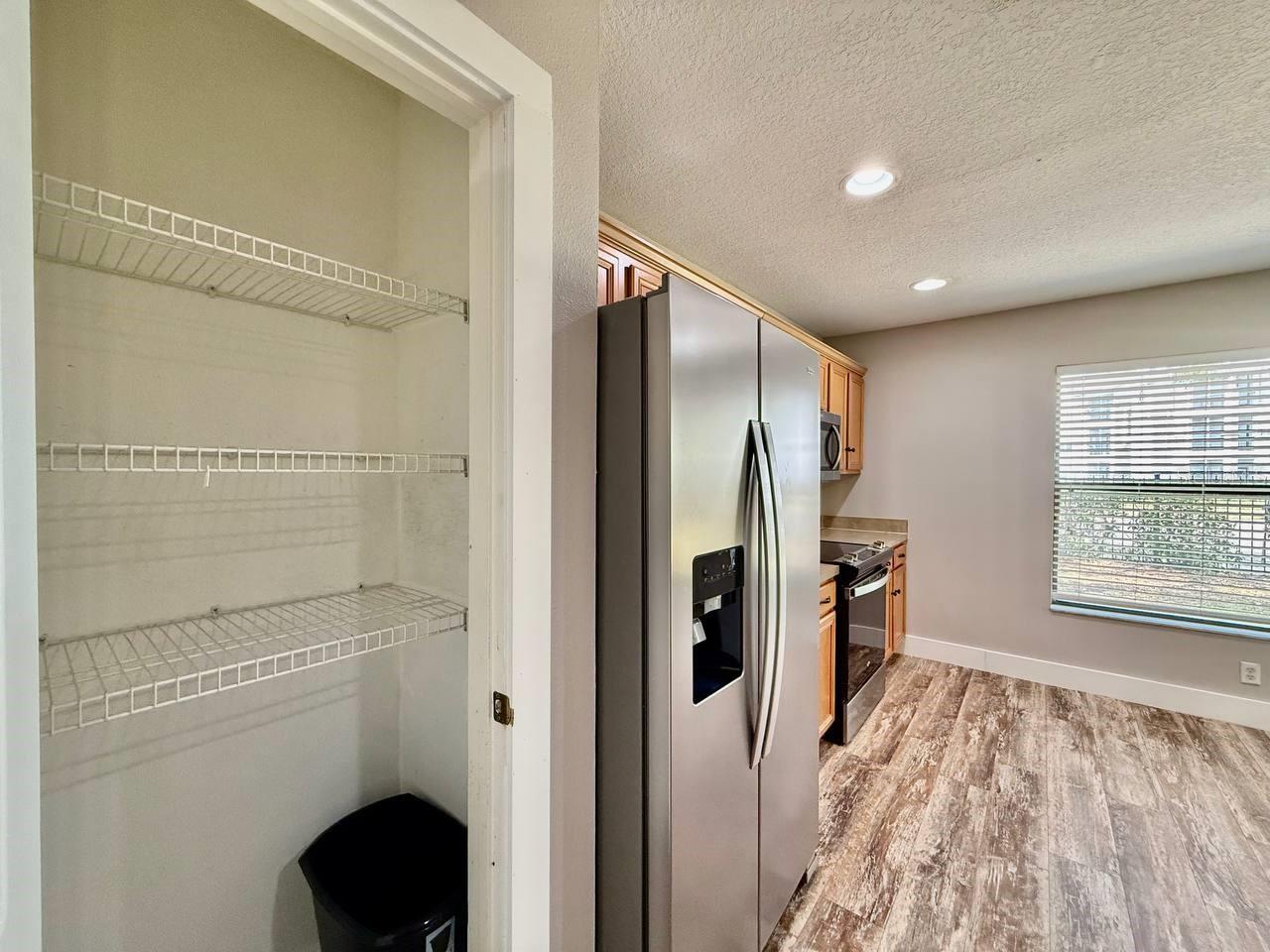EDGEWATER AT LAKE BRANDON - Residential Lease