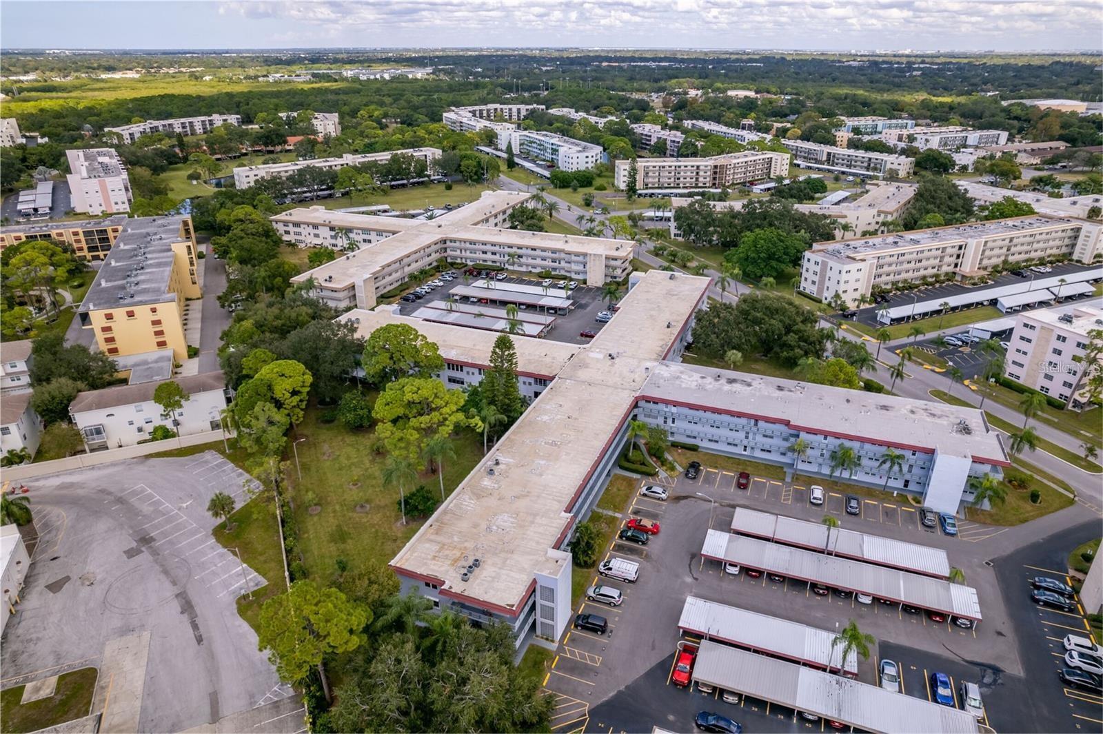 FIVE TOWNS OF ST PETE - Residential Lease
