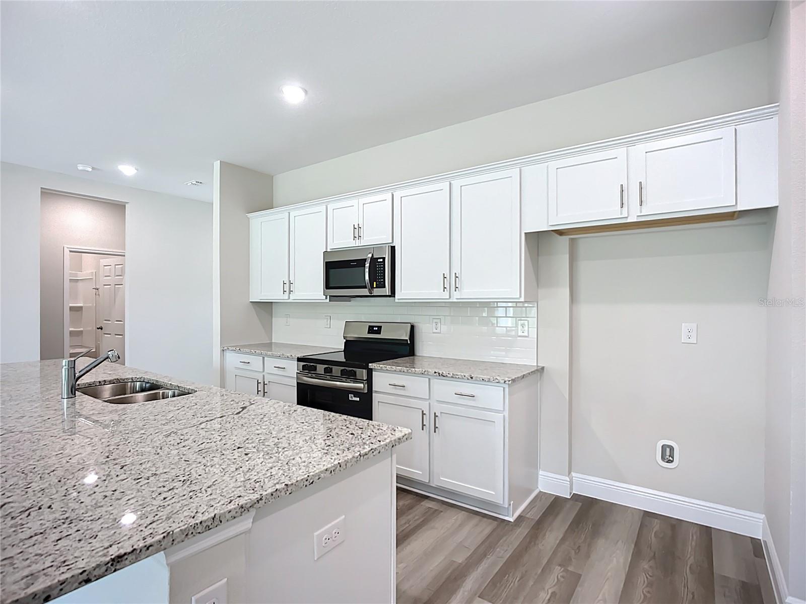 1792 - PORT CHARLOTTE SUB 49 - Residential