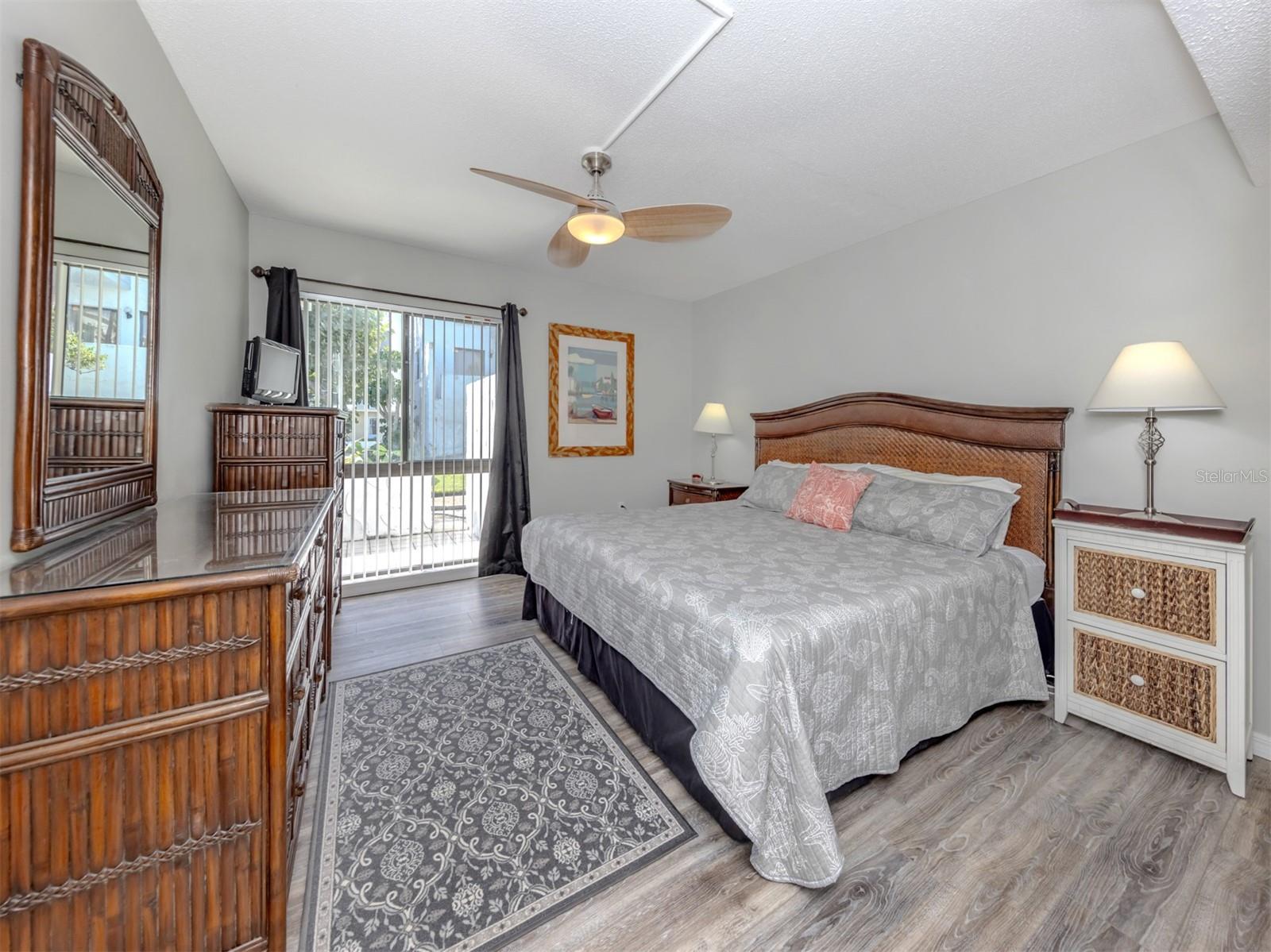 BAHIA VISTA GULF - Residential