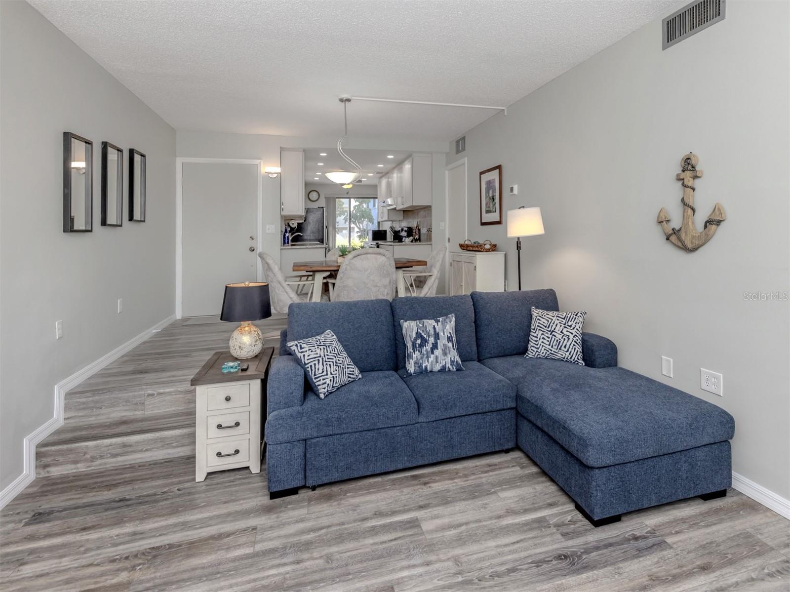 BAHIA VISTA GULF - Residential