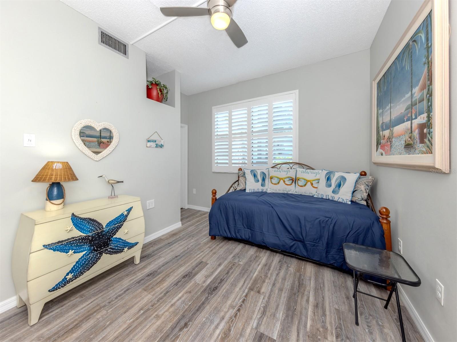 BAHIA VISTA GULF - Residential