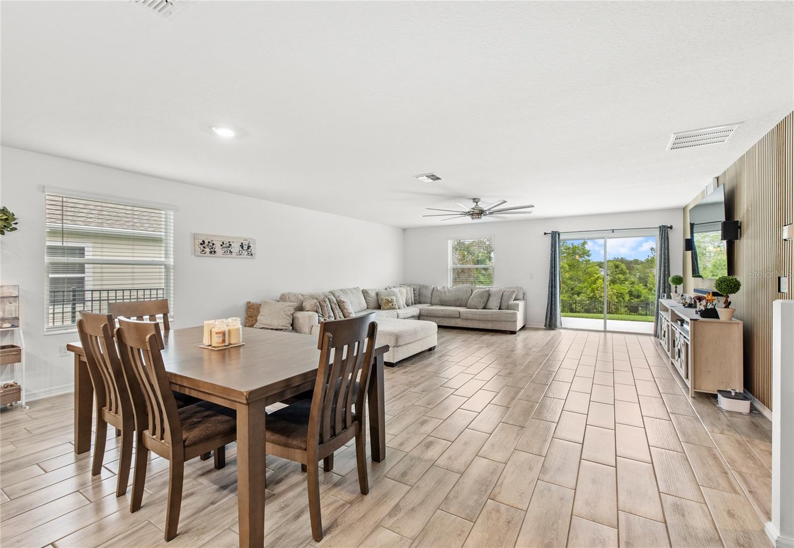 STONEYBROOK HILLS 70S - Residential