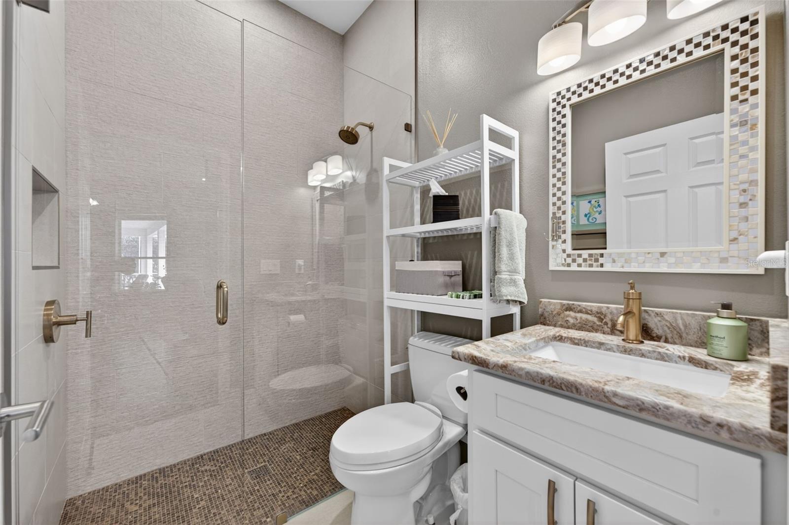 DEER POINTE - Residential