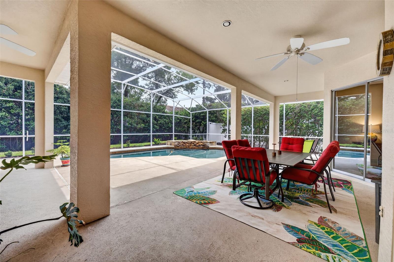 DEER POINTE - Residential