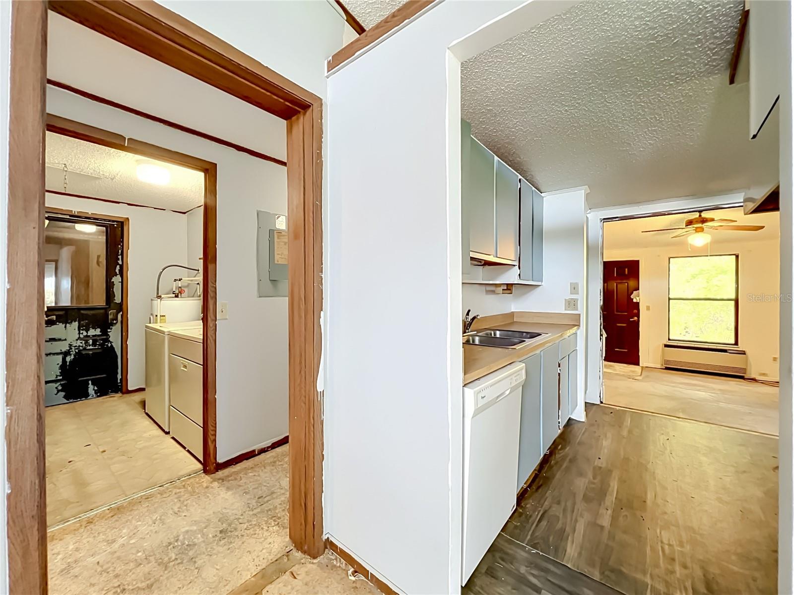 ERROL PLACE - Residential