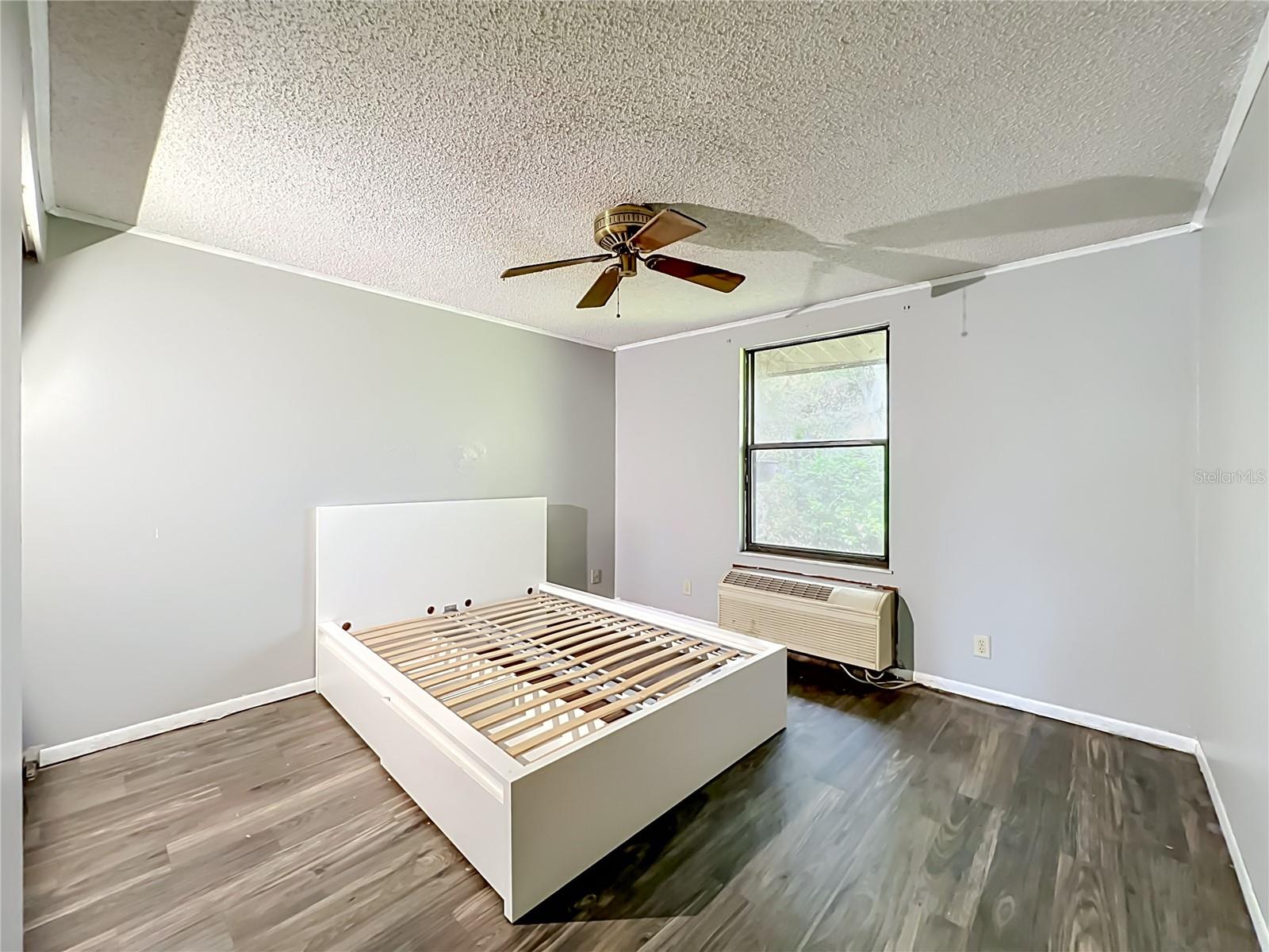 ERROL PLACE - Residential