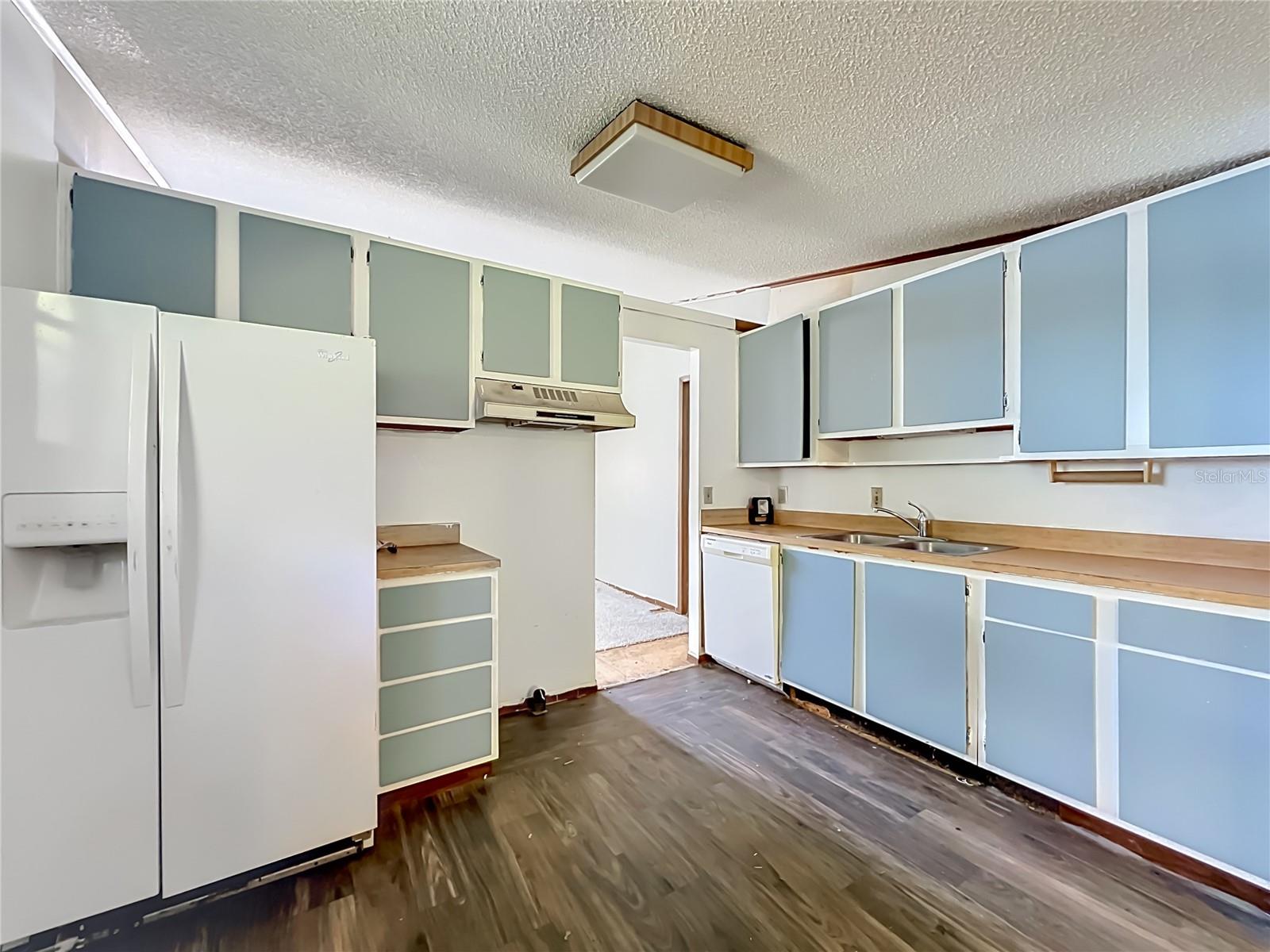 ERROL PLACE - Residential