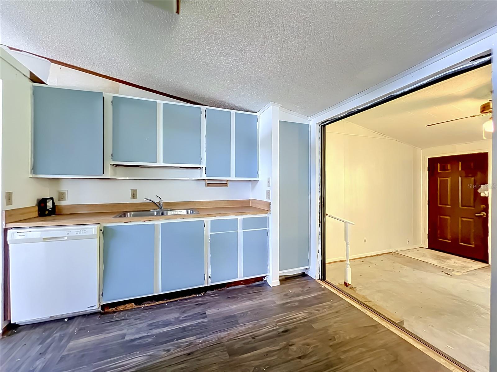 ERROL PLACE - Residential