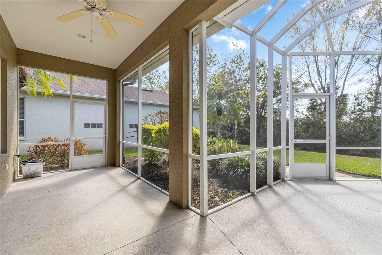 ASHLEY TRACE AT UNIVERSITY PLACE - Residential