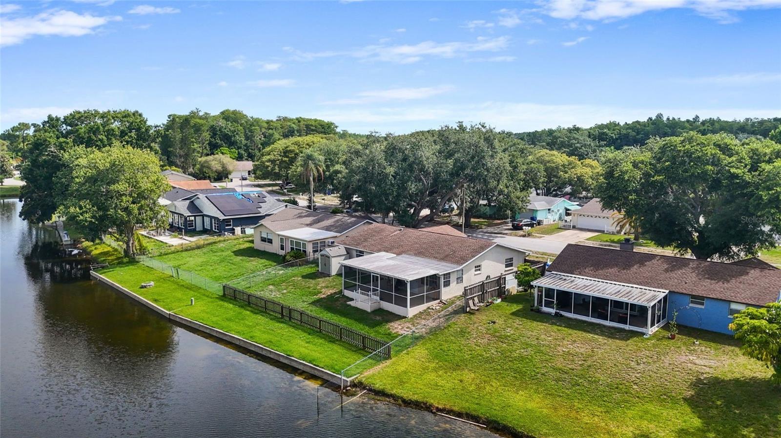 PARK LAKE ESTATES - Residential