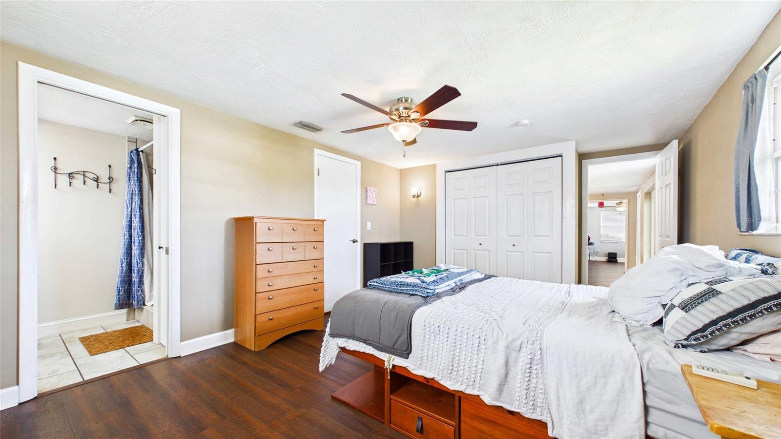 PARK LAKE ESTATES - Residential