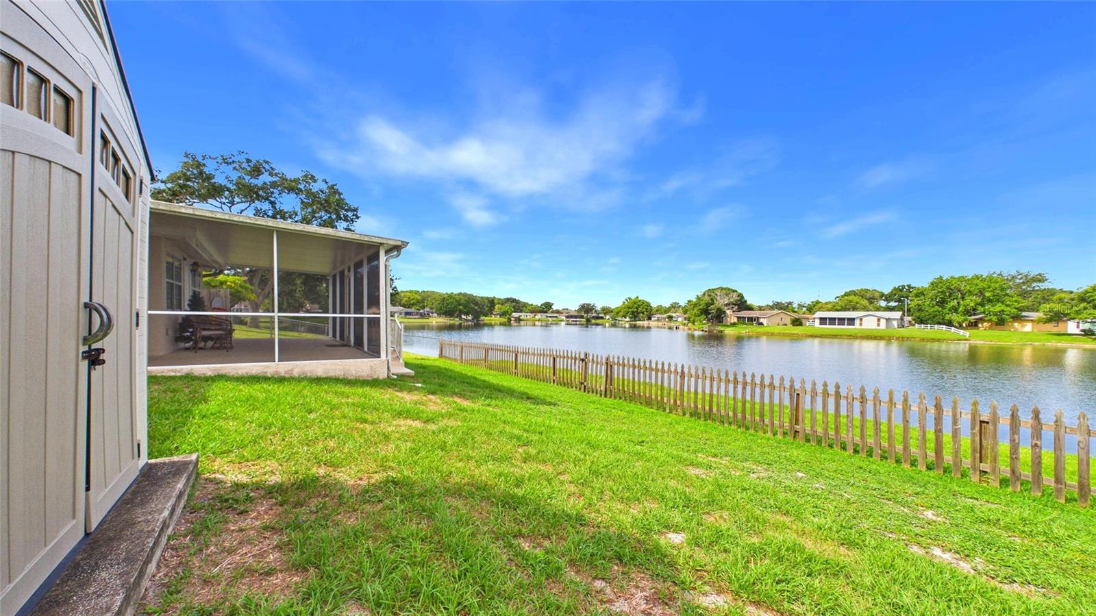 PARK LAKE ESTATES - Residential