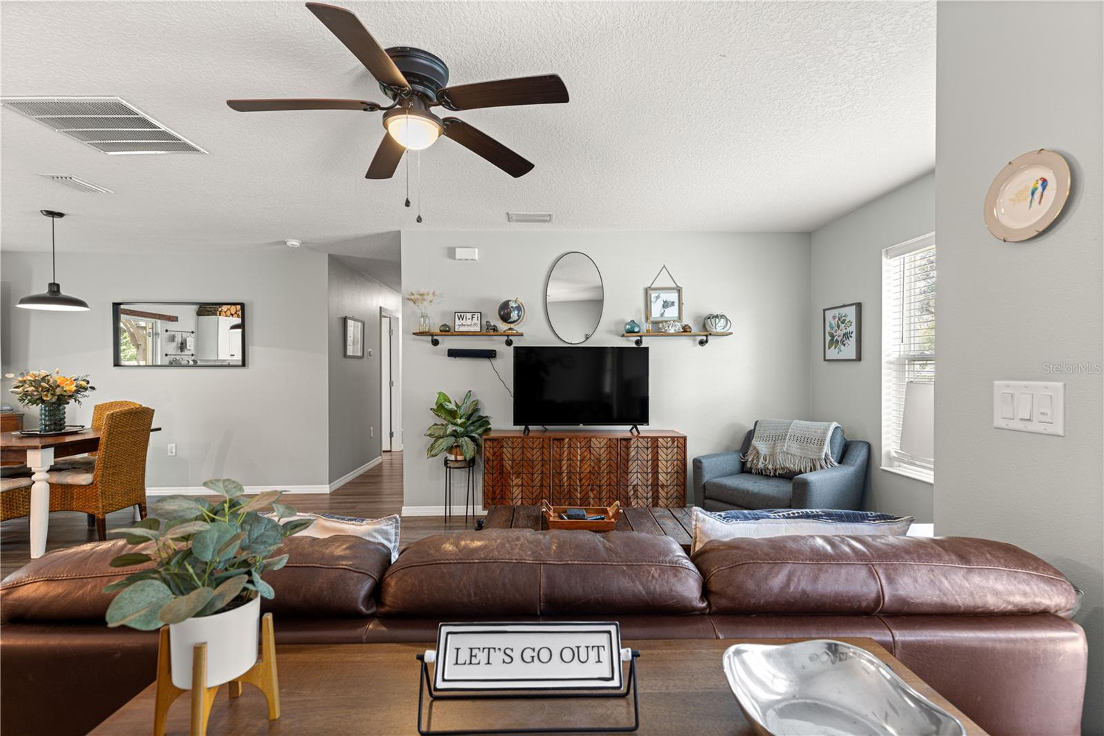 OCALA PARK ESTATE - Residential Lease