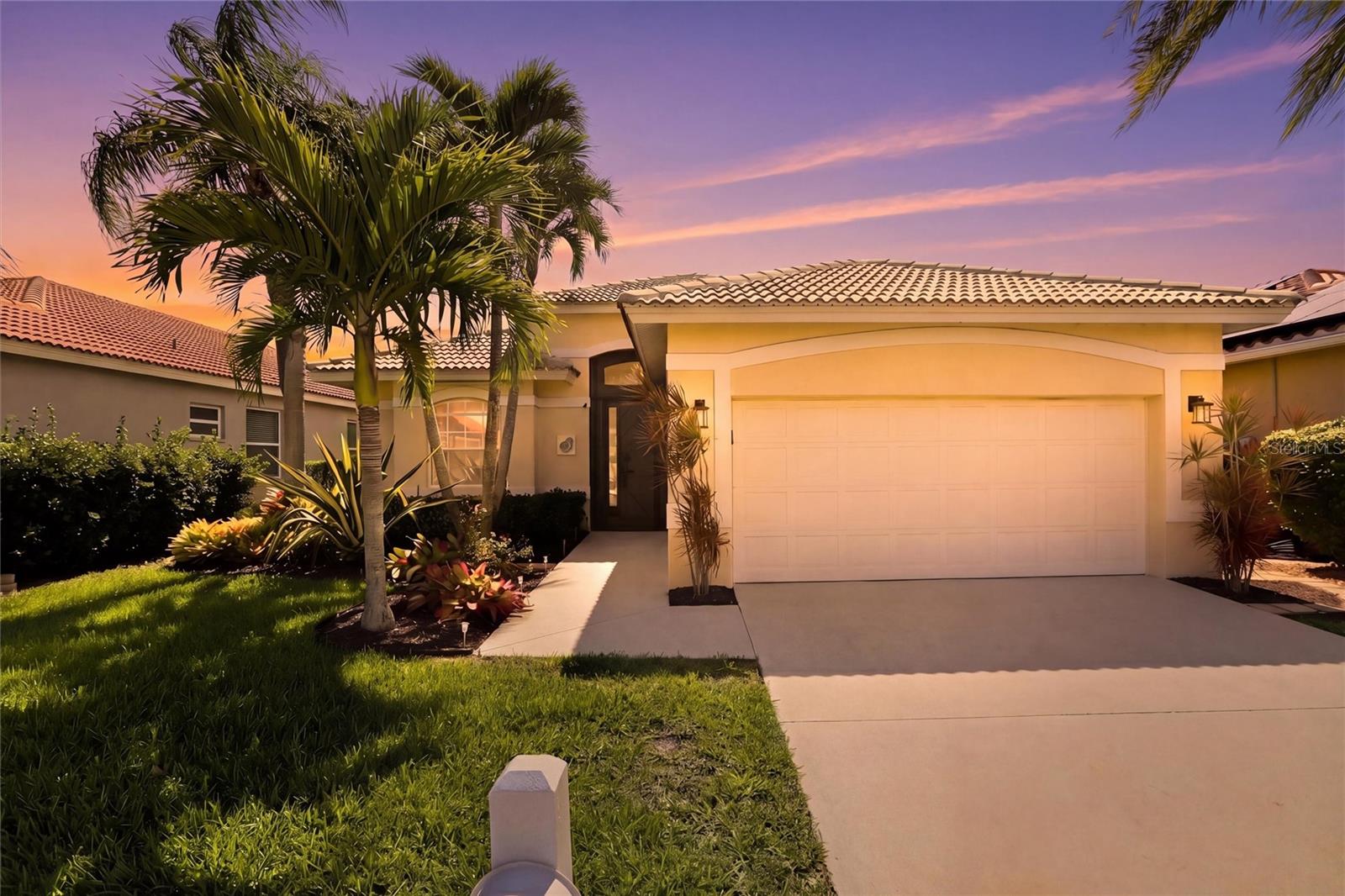 SILVERLAKES AT GATEWAY - Residential