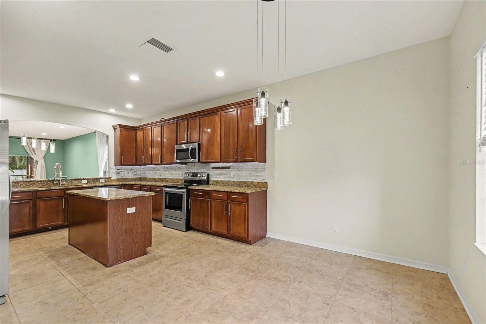 TANGLEWOOD PRESERVE - Residential