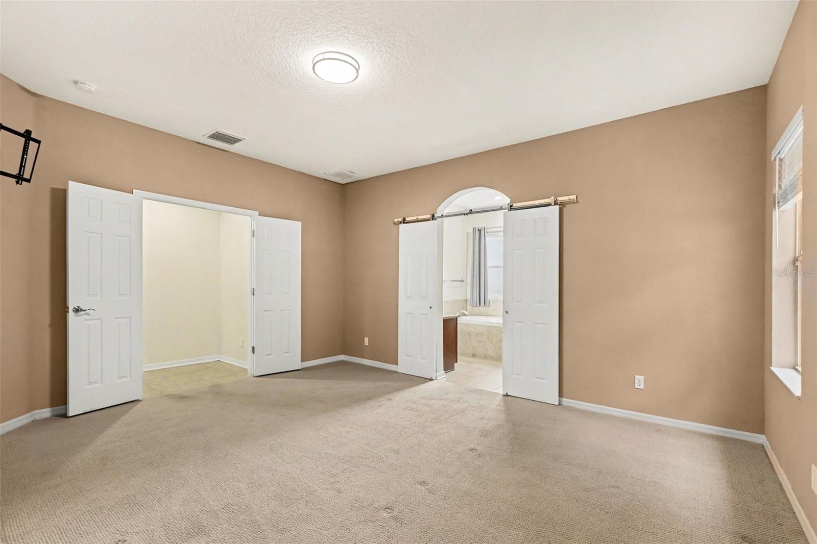 TANGLEWOOD PRESERVE - Residential