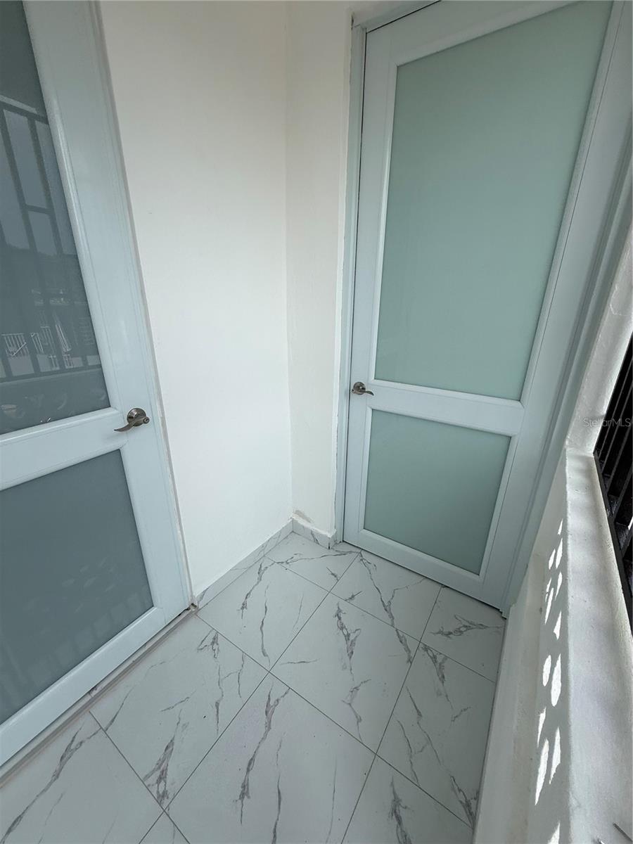ZENO GANDIA - Residential