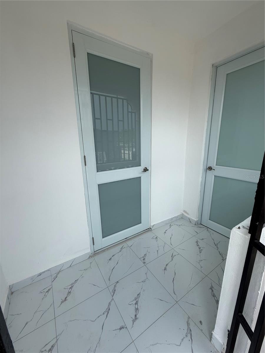 ZENO GANDIA - Residential