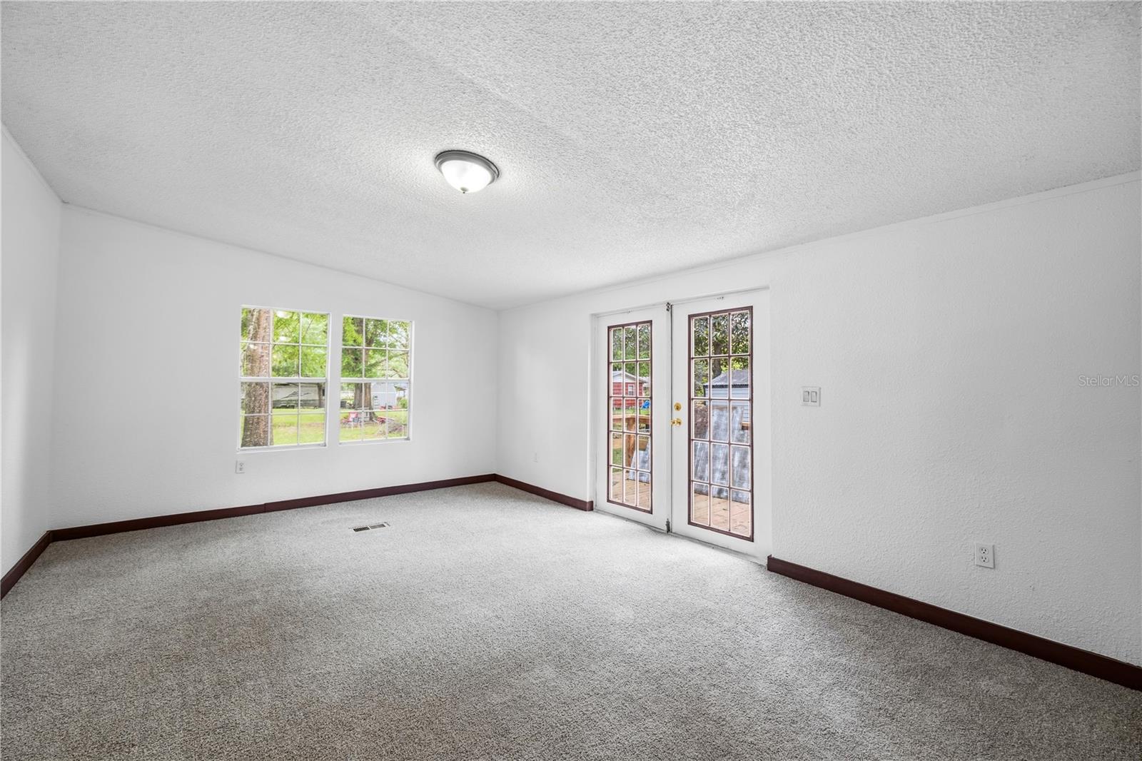 DEERFIELD - Residential