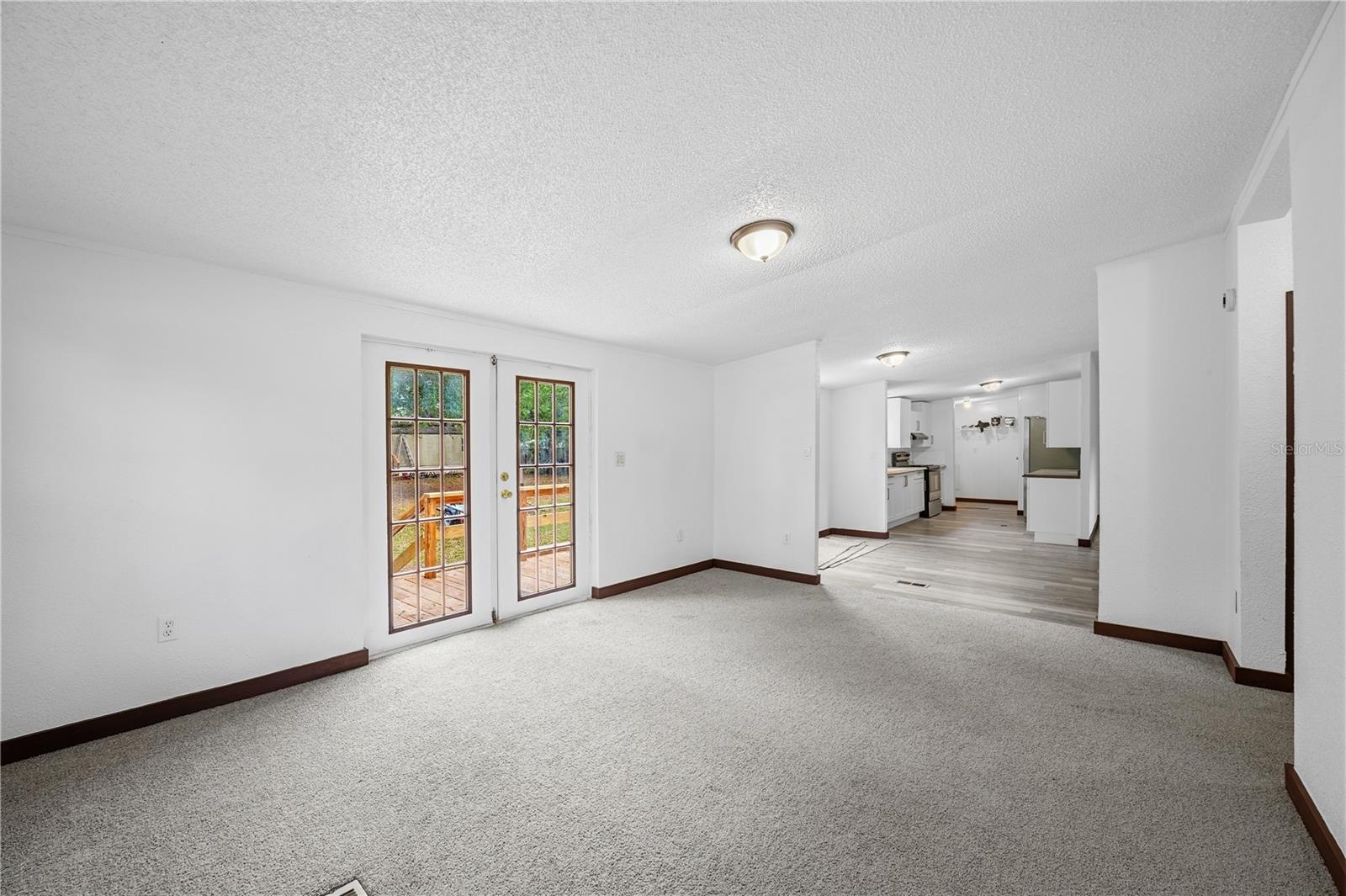 DEERFIELD - Residential