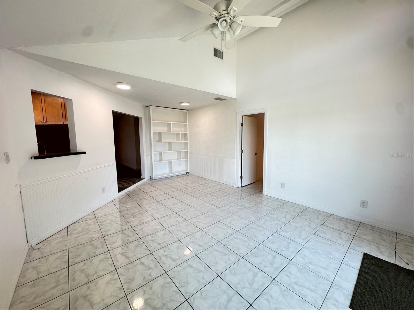 LEESBURG FERNERY - Residential Lease