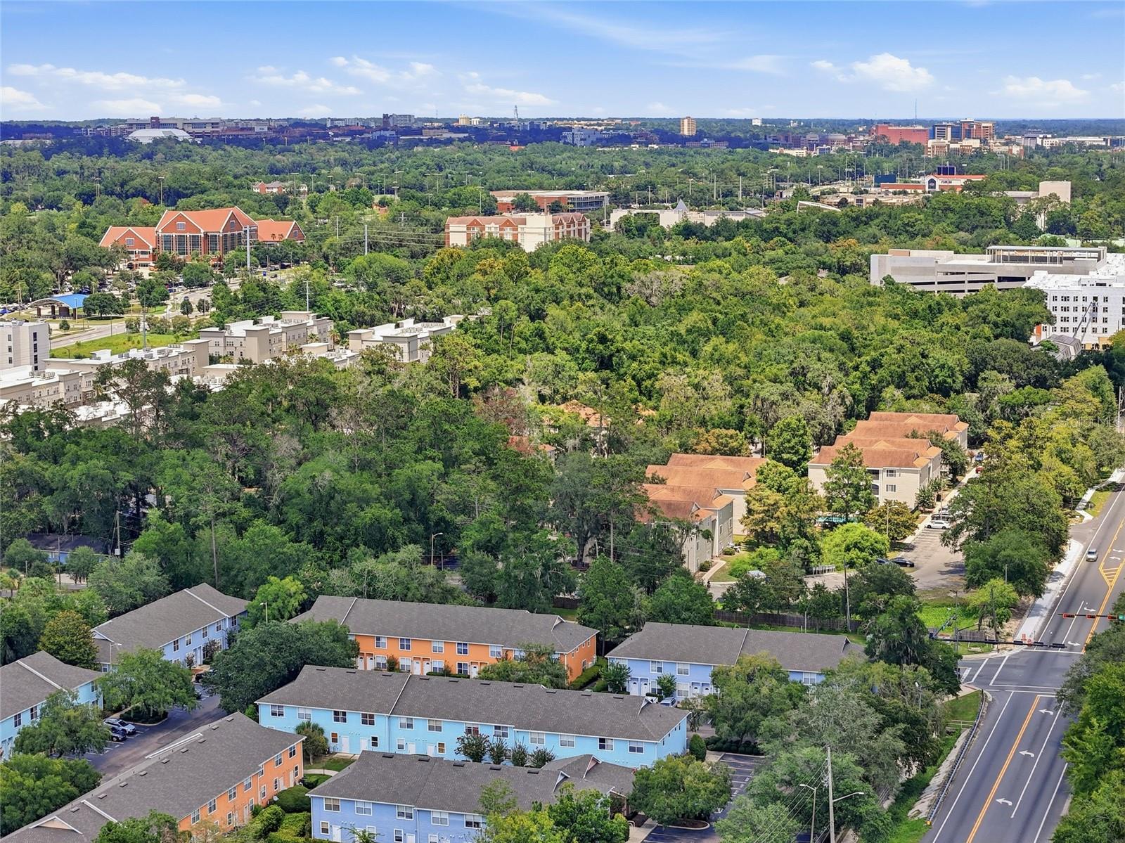 KENSINGTON NORTH CONDOMINIUMS - Residential