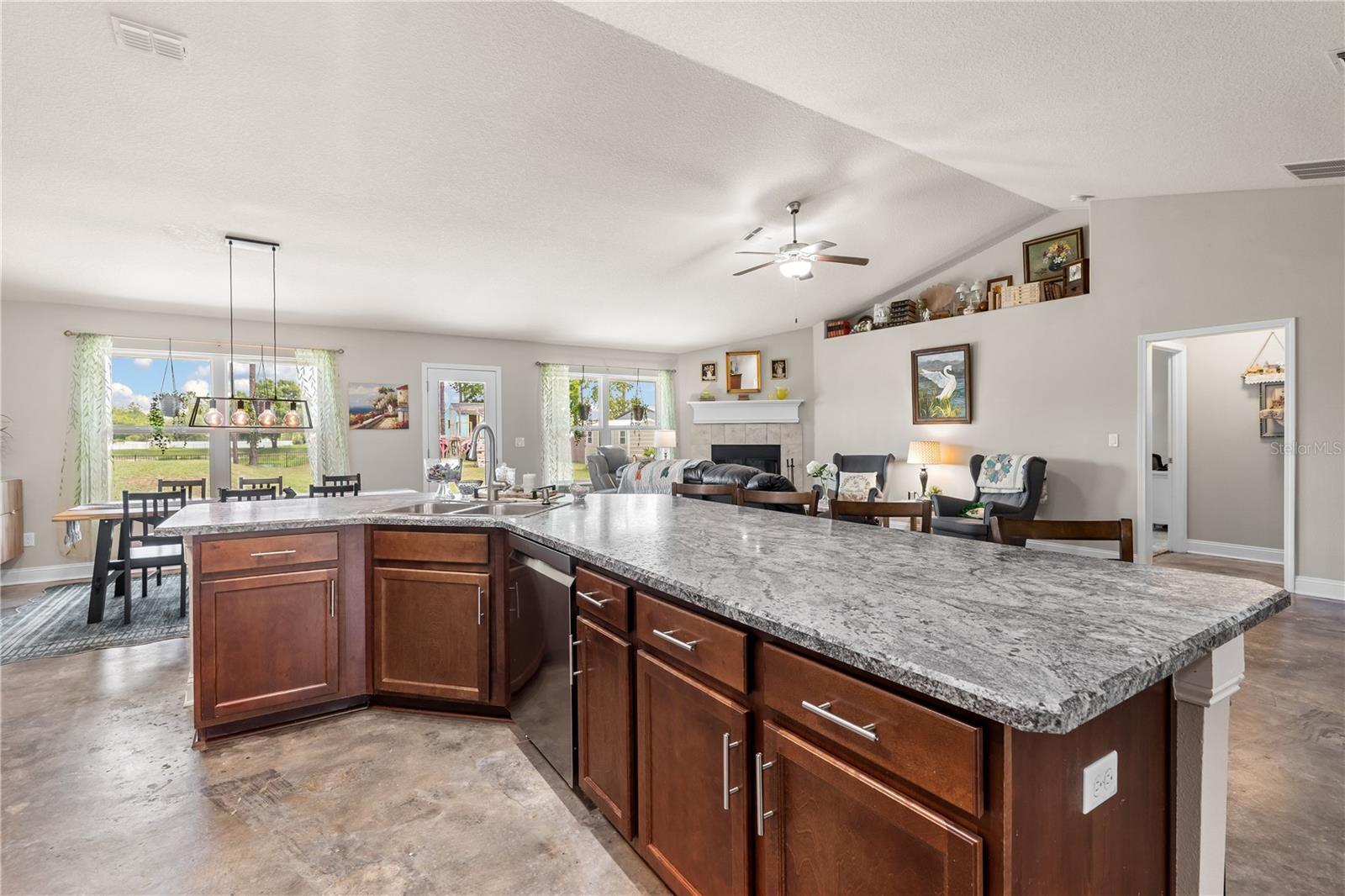 LONGLEAF RANCH - Residential
